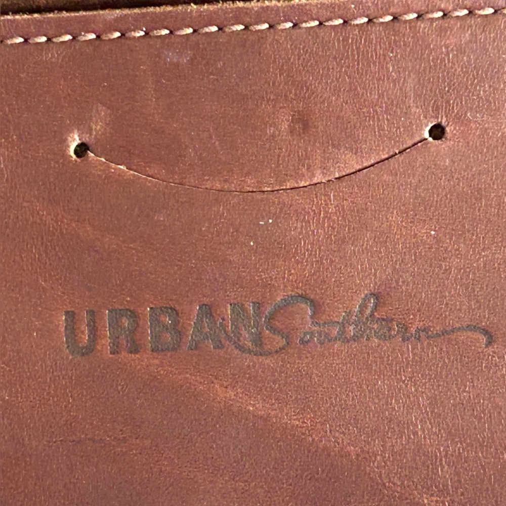 Urban Southern Elegant Brown Leather Envelope Crossbody Bag Adjustable Strap - Picture 7 of 12